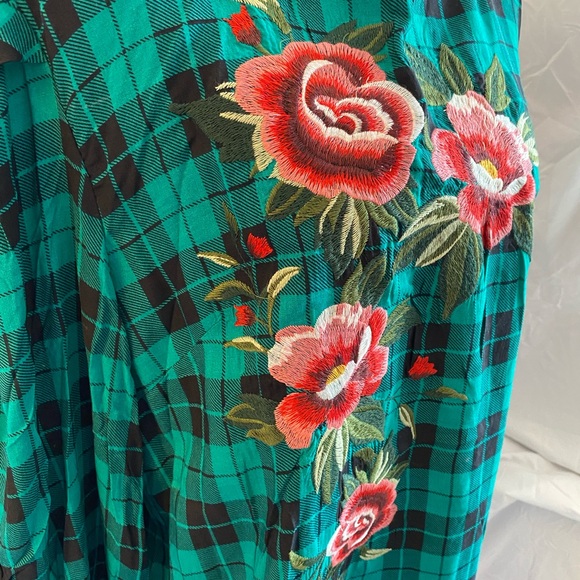 Umgee Turquoise and Black Checkered Blouse - Picture 10 of 10